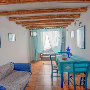 Strombolicchio Appartement